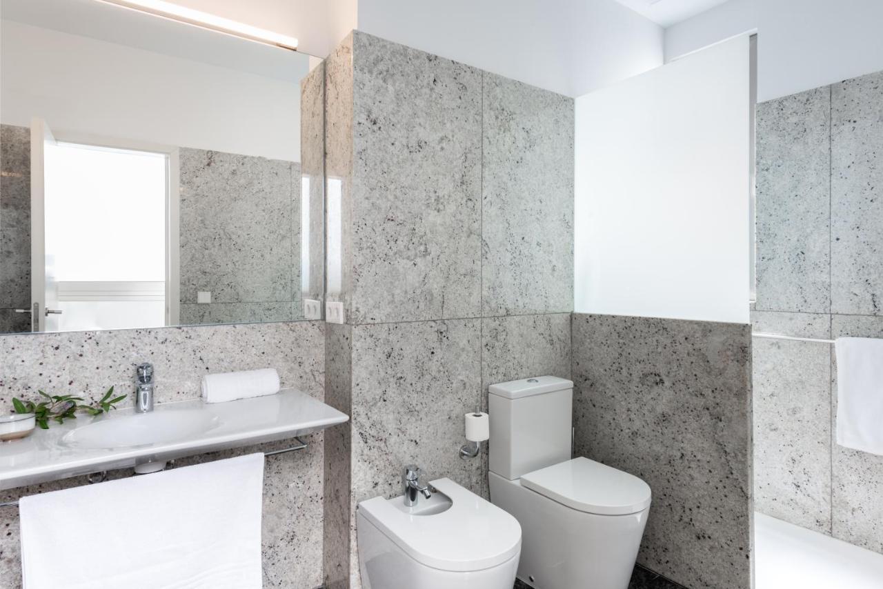 Casas De Adriano * Sevilla